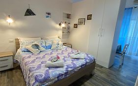 Lipari Centro Storico Flat 5 mins from Port